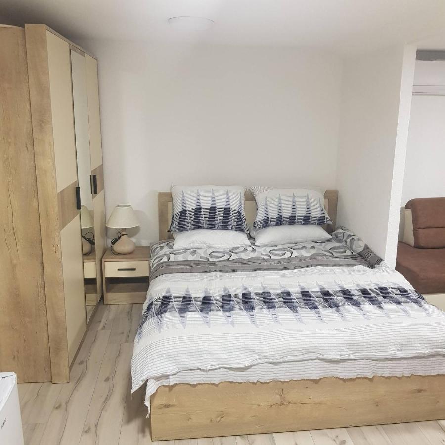 Tiny House Veronia โอครีด ภายนอก รูปภาพ